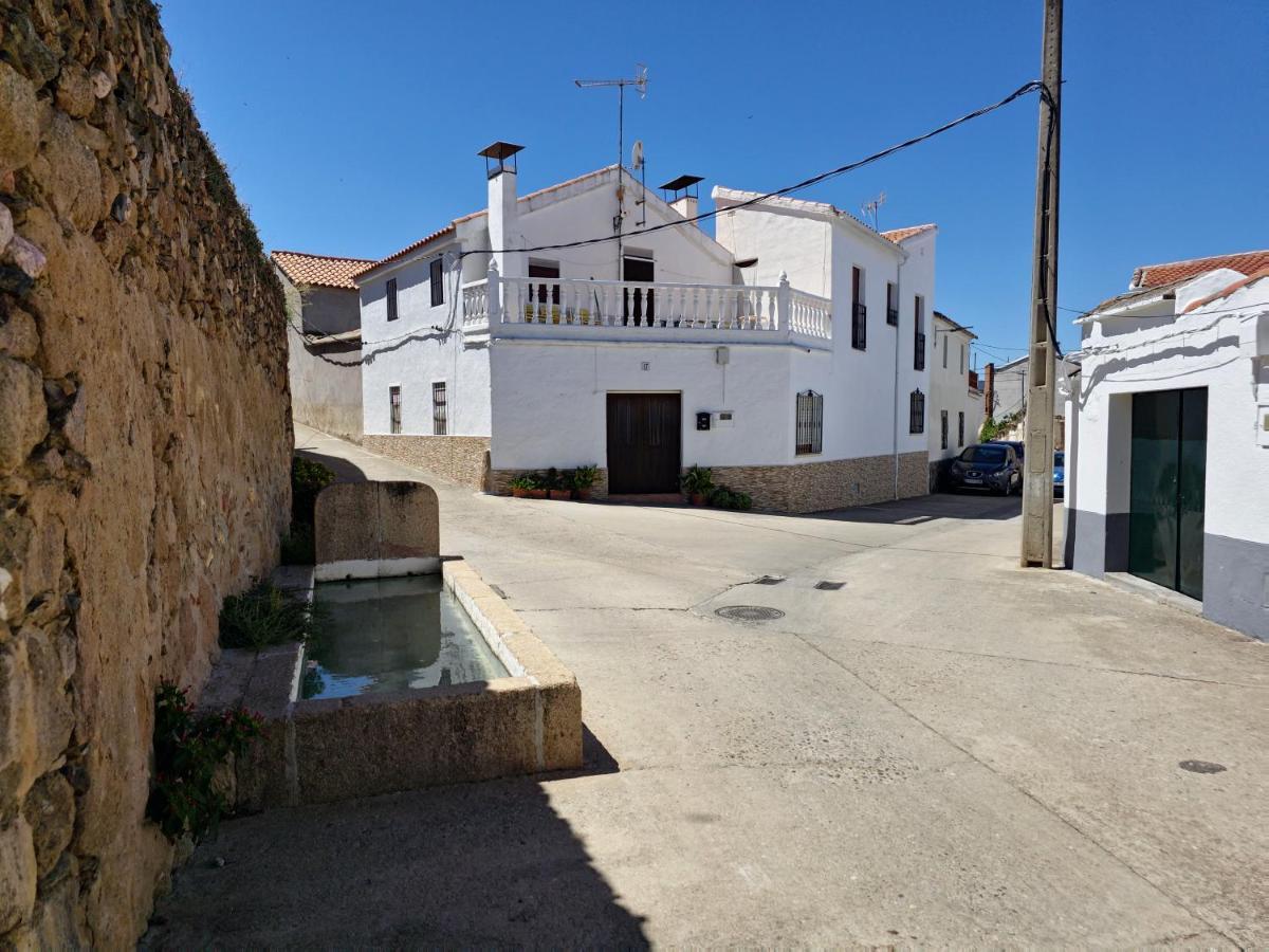 Apartamentos Rurales Tinguaton Aldeanueva de Barbarroya Eksteriør billede